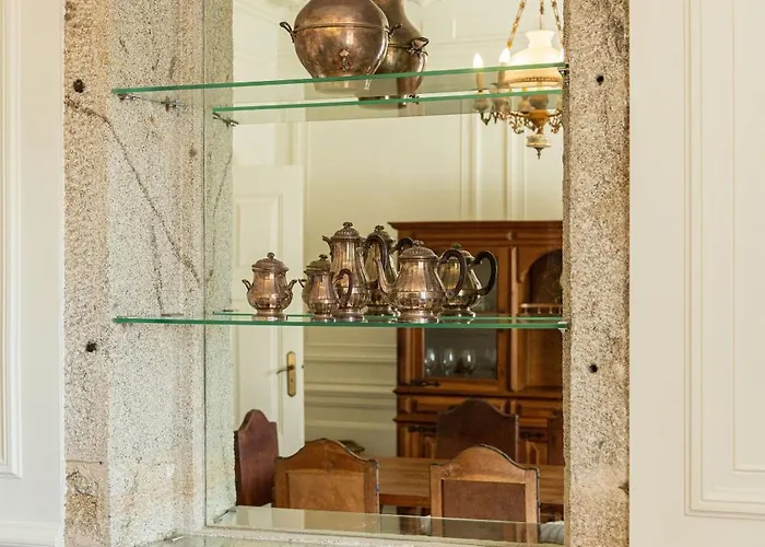 Just Like - Izabel Βίλα Caminha