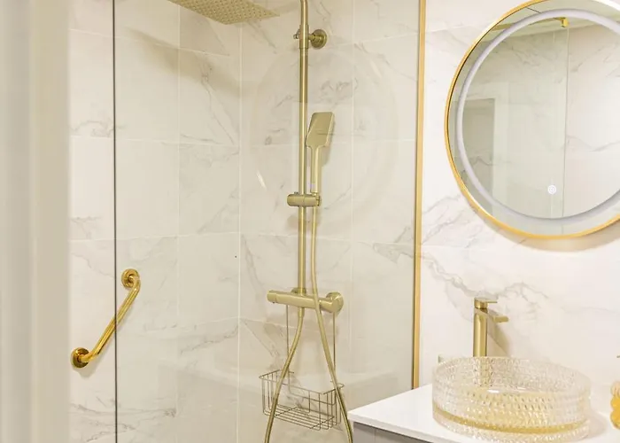 Just Like - Izabel Βίλα *