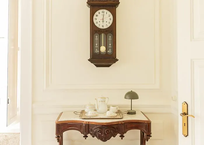 Just Like - Izabel Villa