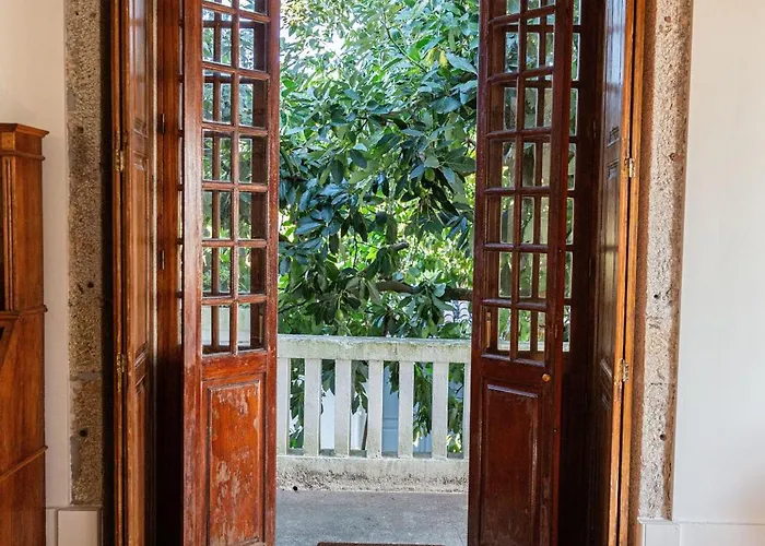 Just Like - Izabel Villa Caminha