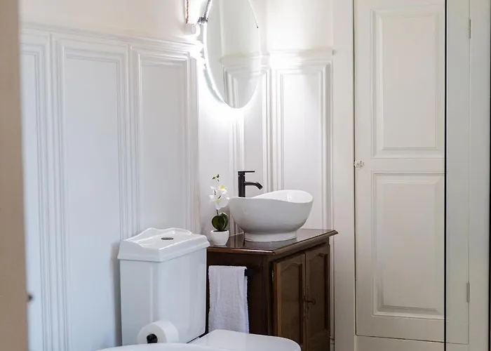 Just Like - Izabel Villa